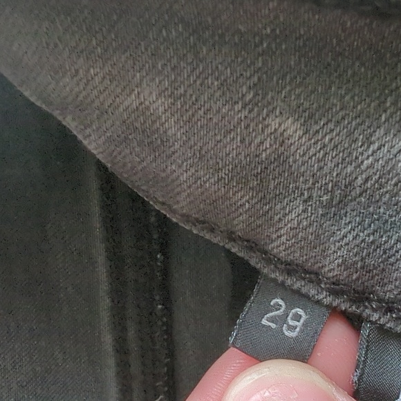 Hudson Grey Distressed Nico Medium Rise Raw Hem Skinny Jeans Size 29 Waist   29 - Picture 3 of 6